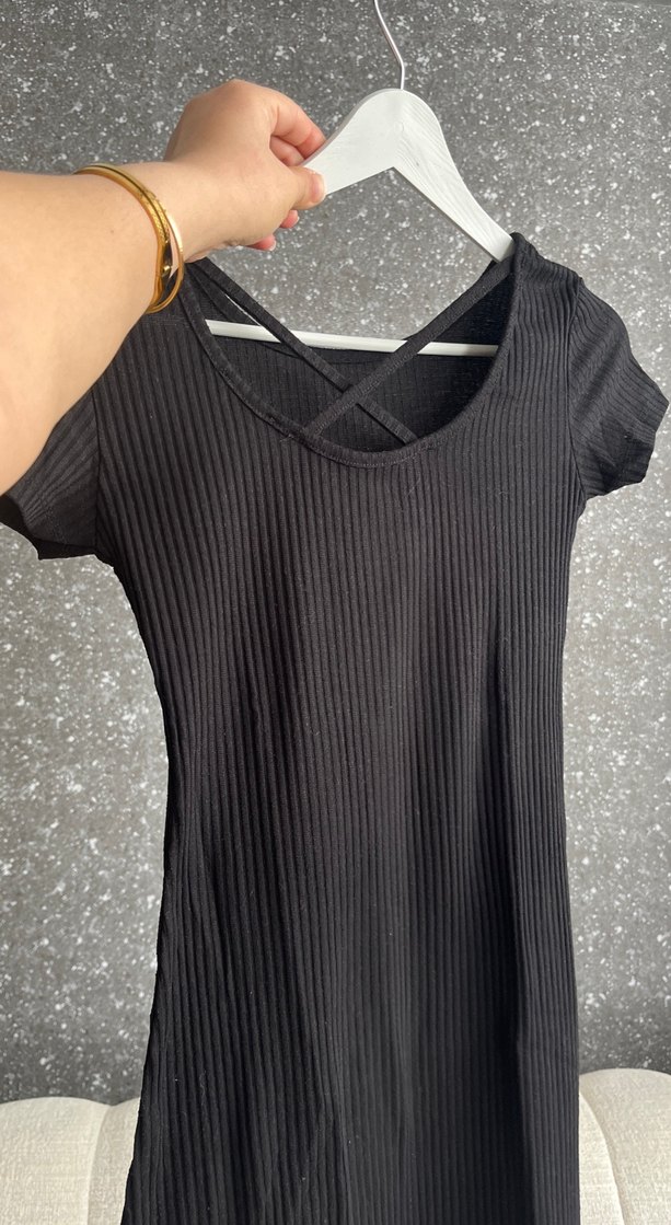 Siyah elbise - Görsel 2