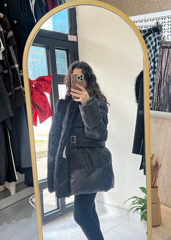 Siyah Deri Kürklü Kemerli Kaban - Görsel 2