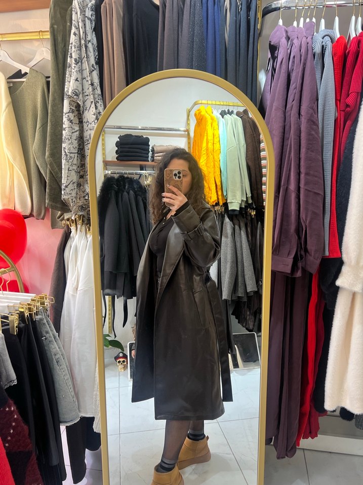 Kadın Uzun Kahverengi Drapeli Trençkot - Görsel 4