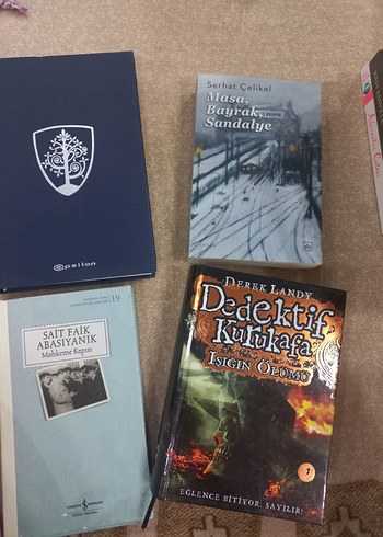 Dedektif Kurukafa: Işığın Ölümü Kitabı