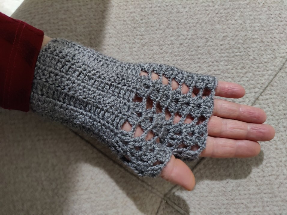 Gri Örgü Bohem Kadın Eldiveni - Görsel 2