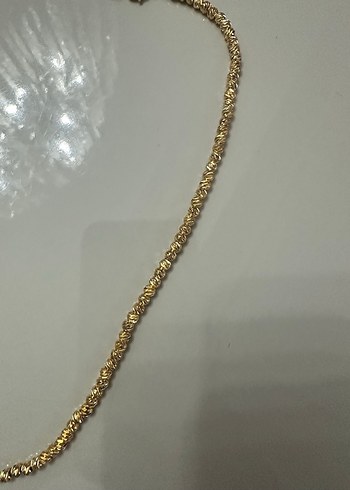 Altın Renkli Boncuklu Mini Kolye - Görsel 3