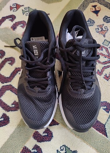 Nike koşu ayakkabısı 