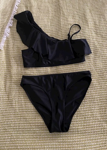 Siyah Fırfırlı Tek Omuz Bikini