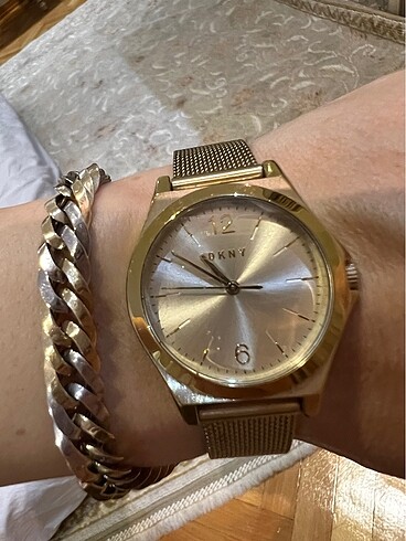  Beden altın Renk Orijinal DKNY saat