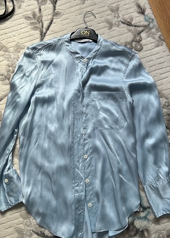 Düğmeli Mavi Saten İpek Gömlek - Görsel 2