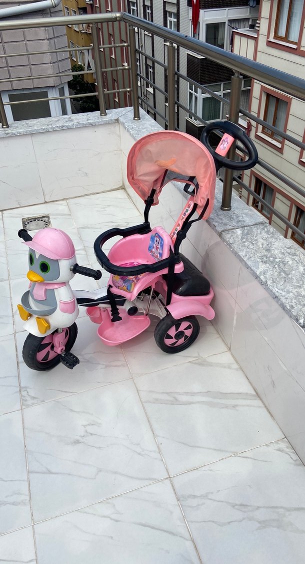 Pembe Çocuk Üç Tekerlekli Bisiklet - Görsel 2