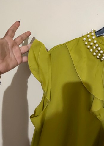 İnci Detaylı Fırfırlı Kolsuz Yeşil Bluz - Görsel 2
