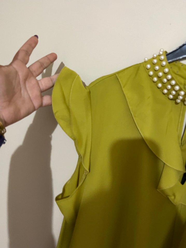 İnci Detaylı Fırfırlı Kolsuz Yeşil Bluz - Görsel 2