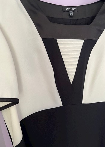 V Yaka Siyah-Beyaz Midi Ofis Elbisesi - Görsel 3