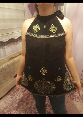 Boncuk İşlemeli Siyah Bohem Kolsuz Tunik