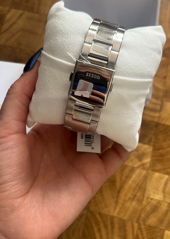 Beden gri Renk Guess erkek gümüş Klasik Saat