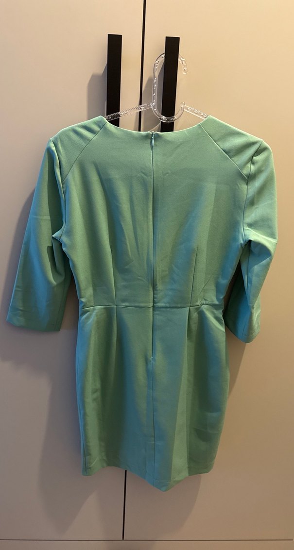 Çağla yeşili midi boy yarım fakir kol elbise - Görsel 4