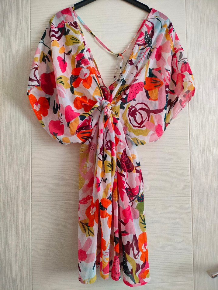 Renkli Çiçek Desenli pareo - Görsel 2