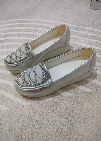 Simli Kadın Babet - Görsel 3