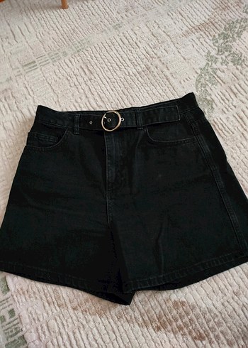 Siyah Kemerli Kadın Kot Şort - Görsel 5