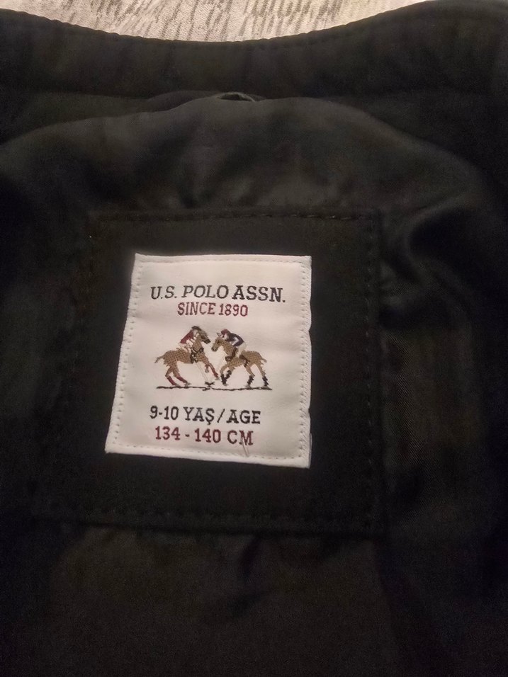 Fermuarlı Siyah erkek çocuk
Ceket - Görsel 3