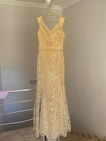 38 beden gold abiye