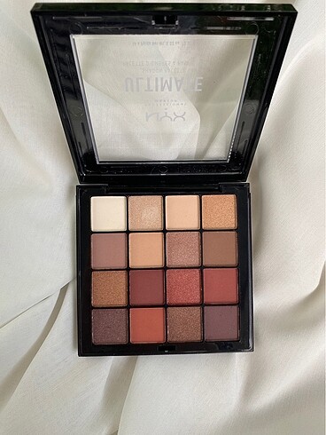 NYX Nyx far paleti