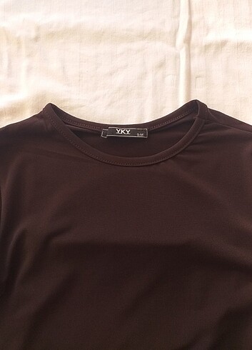 s Beden Bershka Sırt Dekolteli Crop