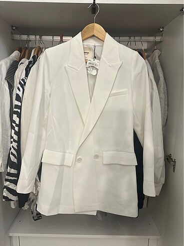 Beyaz blazer ceket