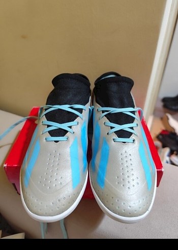 Adidas Mavi Baskılı Erkek Futbol Ayakkabısı
