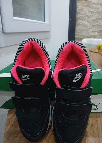 Nike orijinal spor ayakkabı - Görsel 4