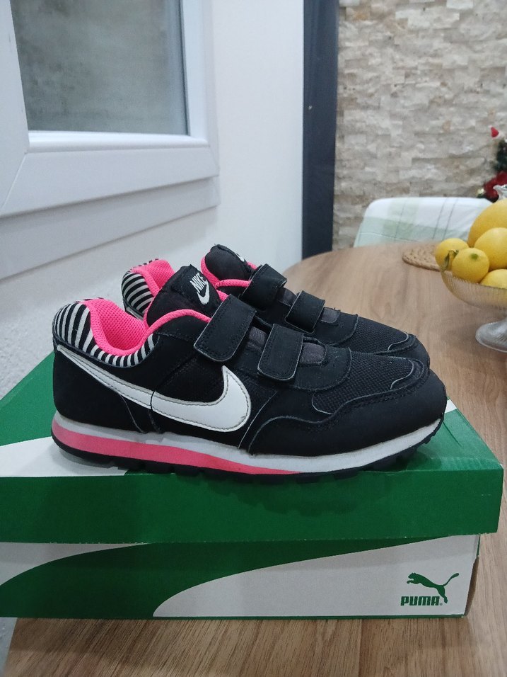 Nike orijinal spor ayakkabı - Görsel 2