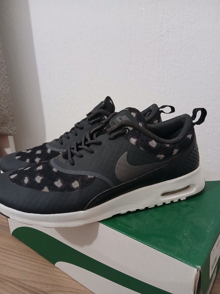 Nike spor ayakkabı orijinal - Görsel 2