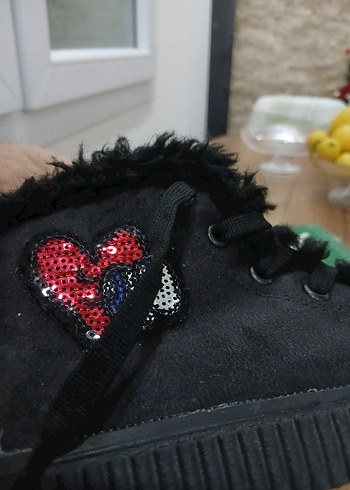 Kız Çocuk Siyah Goth Nakışlı Bot - Görsel 3