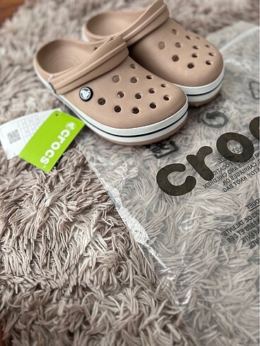 Vizon askılı etiketli poşetli crocs