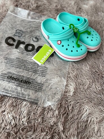 Diğer Turkuaz askılı etiketli poşetli crocs