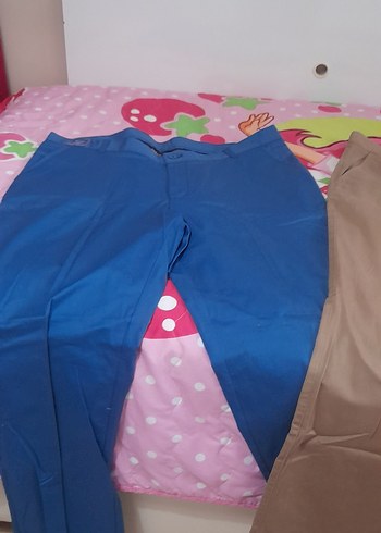 Yeni kulanilmadi iki adet markalı erkek kumas pantolon