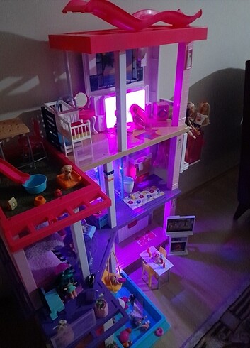 Barbie Barbi rüya evi 