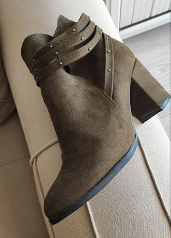 Kadın bot bir kez giyildi  - Görsel 6