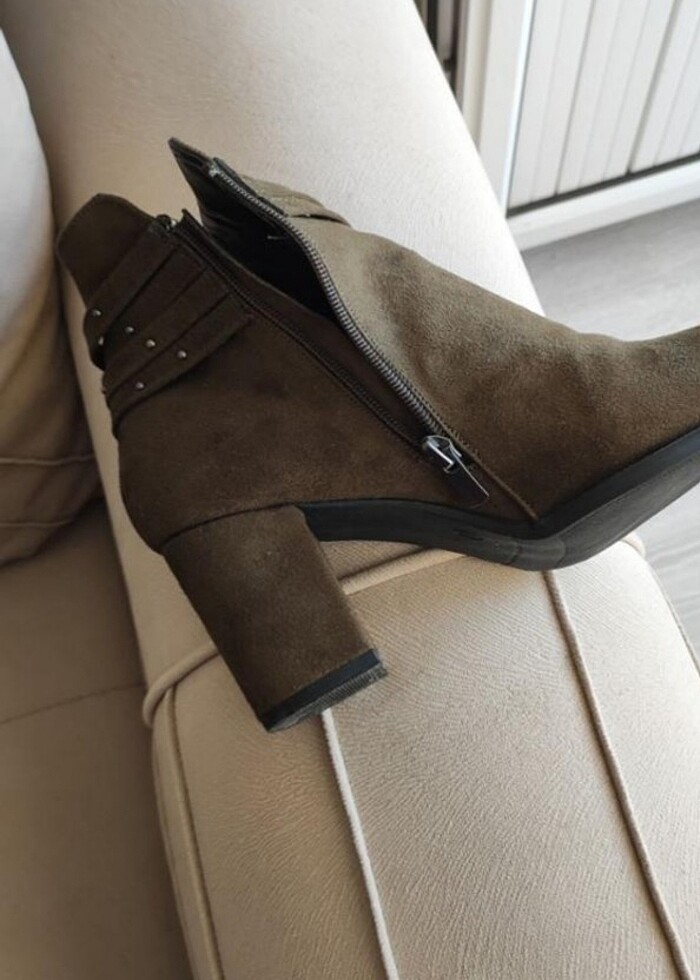 Kadın bot bir kez giyildi  - Görsel 3