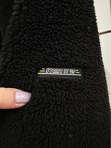 xs Beden Bershka ceket