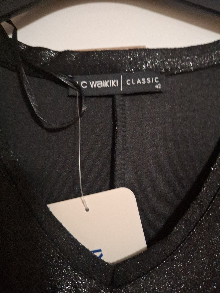 Siyah V Yaka Uzun Kollu Midi Elbise - Görsel 5