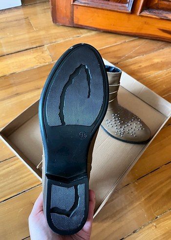 Bohem Tarz Kadın Bot - Görsel 2