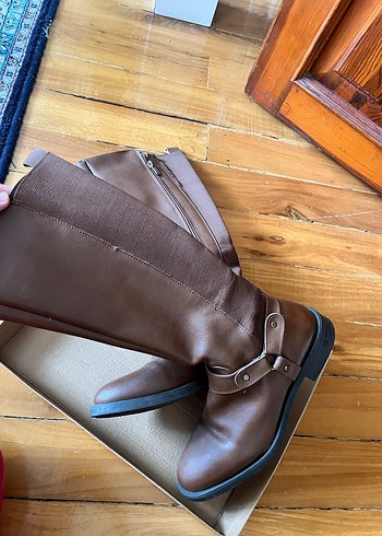 Kahverengi Deri Tokalı Kadın Çizme - Görsel 4