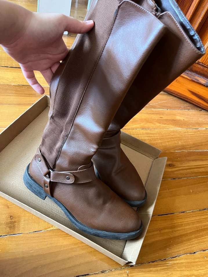 Kahverengi Deri Tokalı Kadın Çizme - Görsel 3