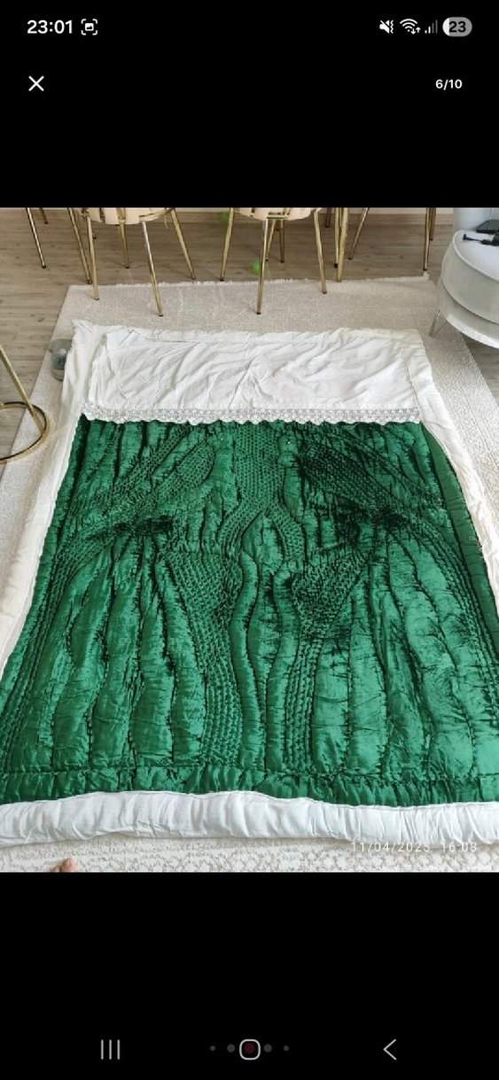 Parlak Yeşil Nakışlı yorgan - Görsel 3