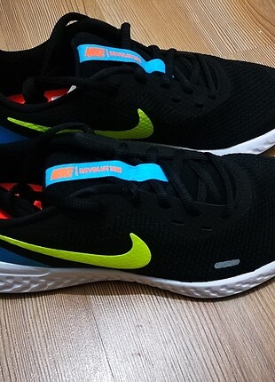 Nike revolution 39 numara