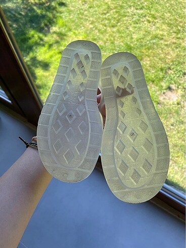 27 Beden zara çocuk sandaletleri