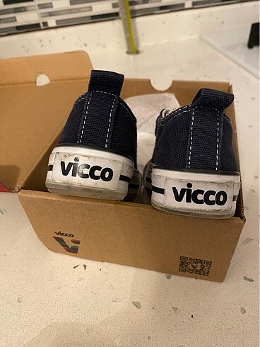 22 Beden 22 numara Vicco ayakkabı