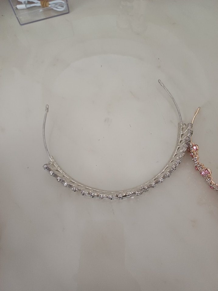 Pembe tac buyuk - Görsel 3