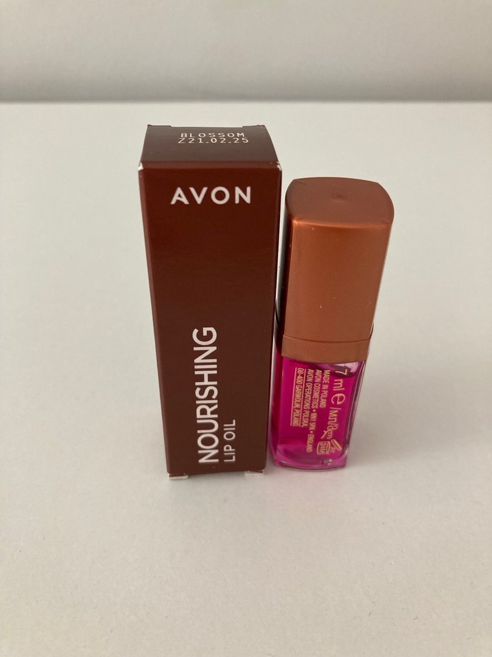 Avon Blossom Besleyici Parlak Dudak Yağı - Görsel 4