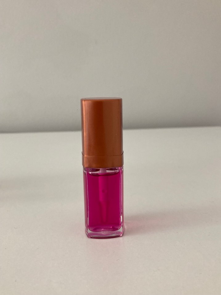 Avon Blossom Besleyici Parlak Dudak Yağı - Görsel 5