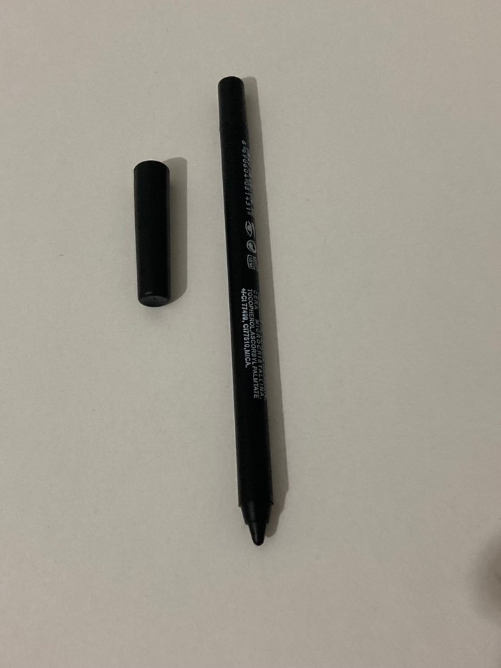 Flormar Ultra Black Göz Kalemi - Görsel 5