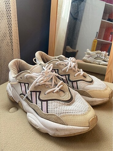 Adidas spor ayakkabı